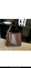 Cocoa Bucket Bag by CarryVera