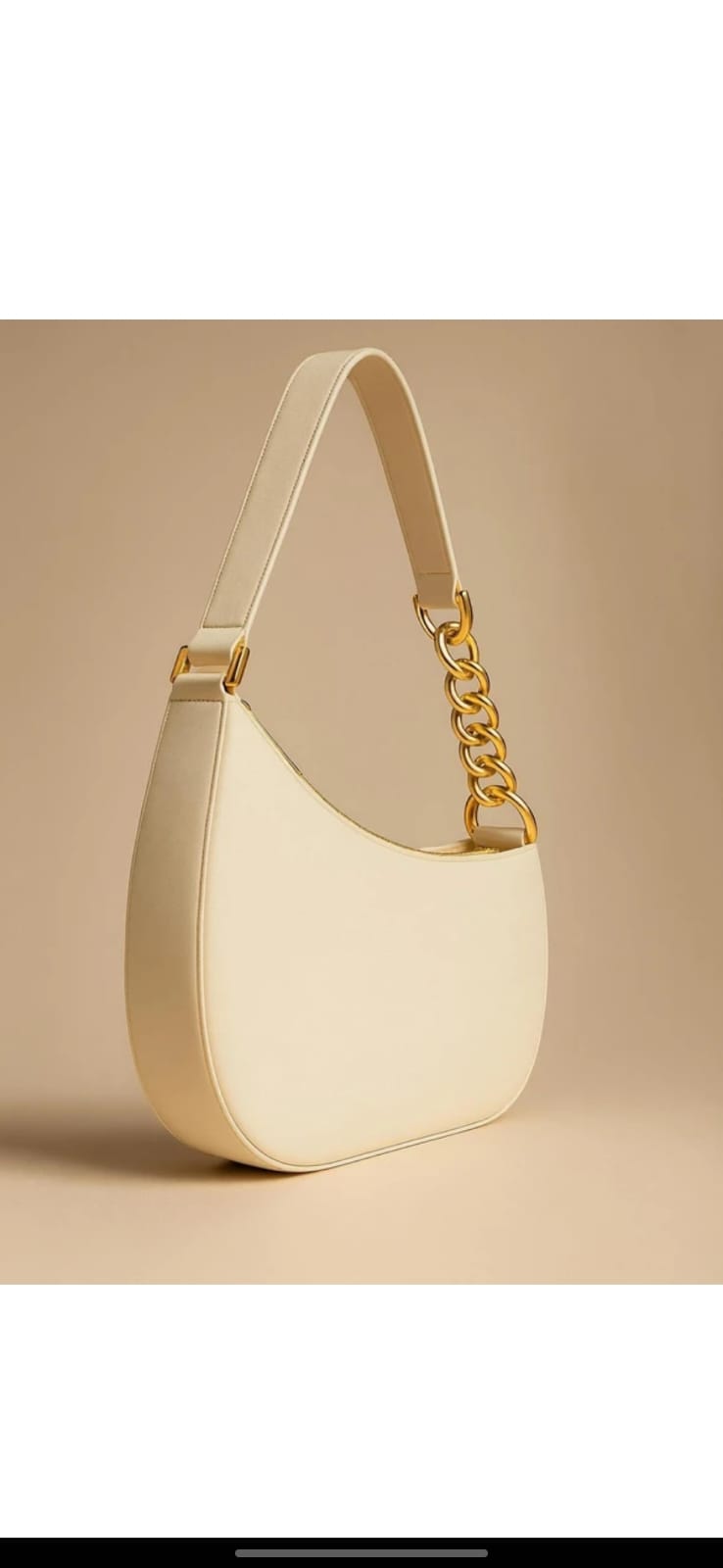 Vanilla Chain Hobo by CarryVera